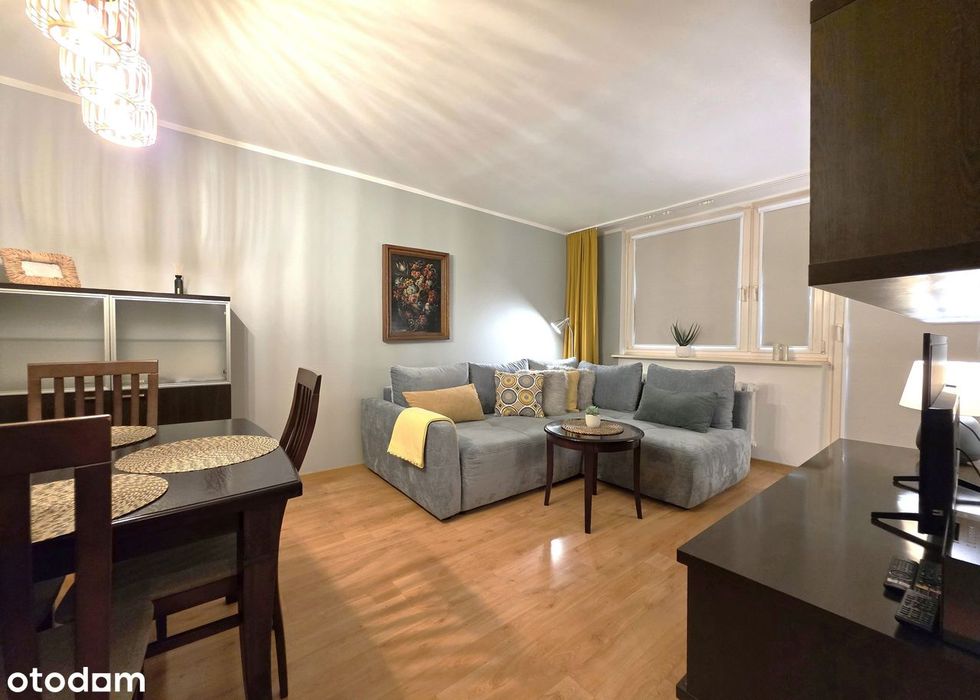 Podlas-polecamy M4 w bloku! 3 oddzielne pokoje! Słoneczny balkon!
