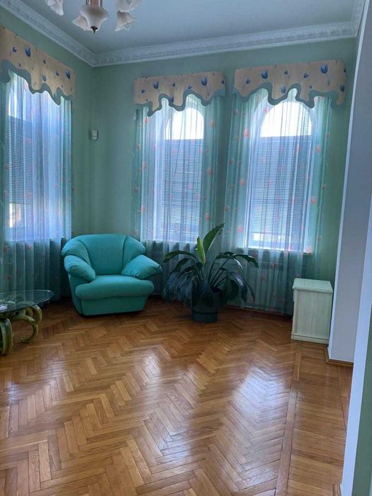 продам дом 540 м2 г.Днепр правый берег