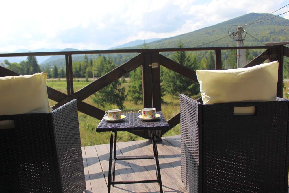 панорамний котедж в Карпатах, чан на дровах, джакузі, караоке Ст.Гута