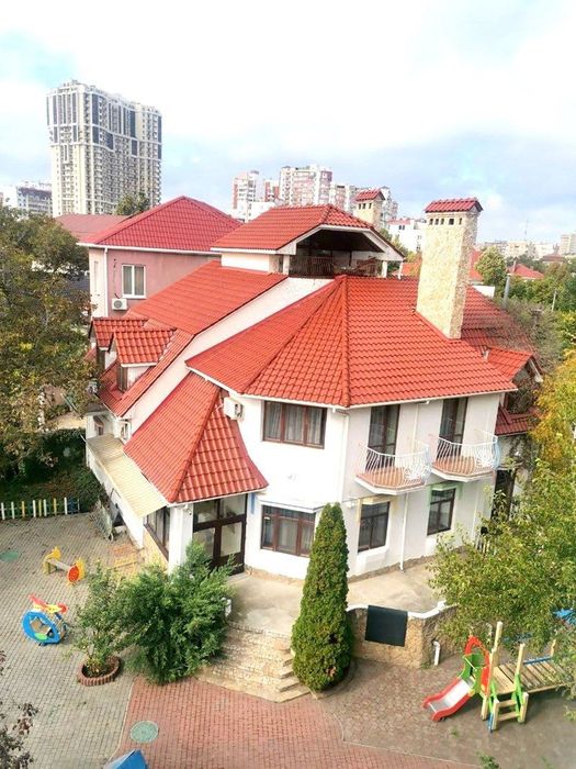 Универсальное здание 320 м²: Школа, Клиника, Офис, Элитный Дом.