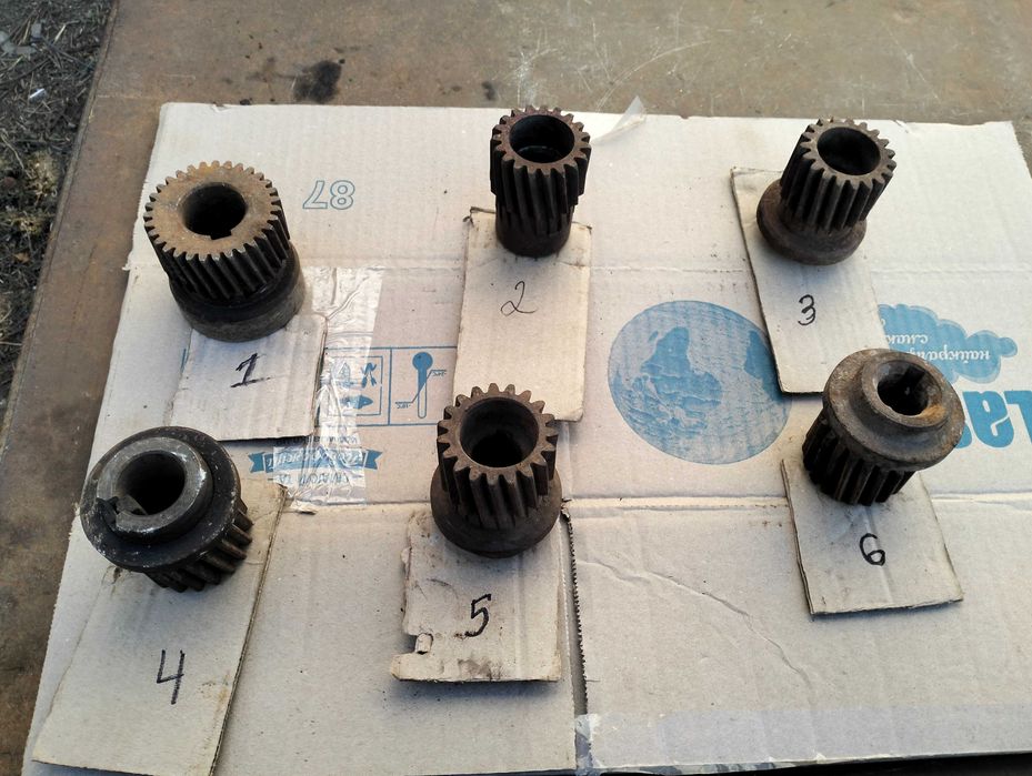 Шестерня приводная мотор-редуктора ТСН и др. Z=19 и 31. Бу/нов