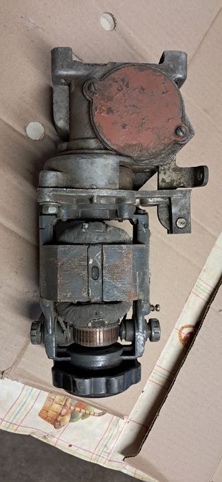 Колекторний двигун з редуктором УВ-061-М64 У3