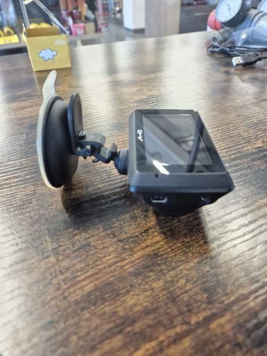 Kamera samochodowa MIO MIVUE 785 wiedorejestrator