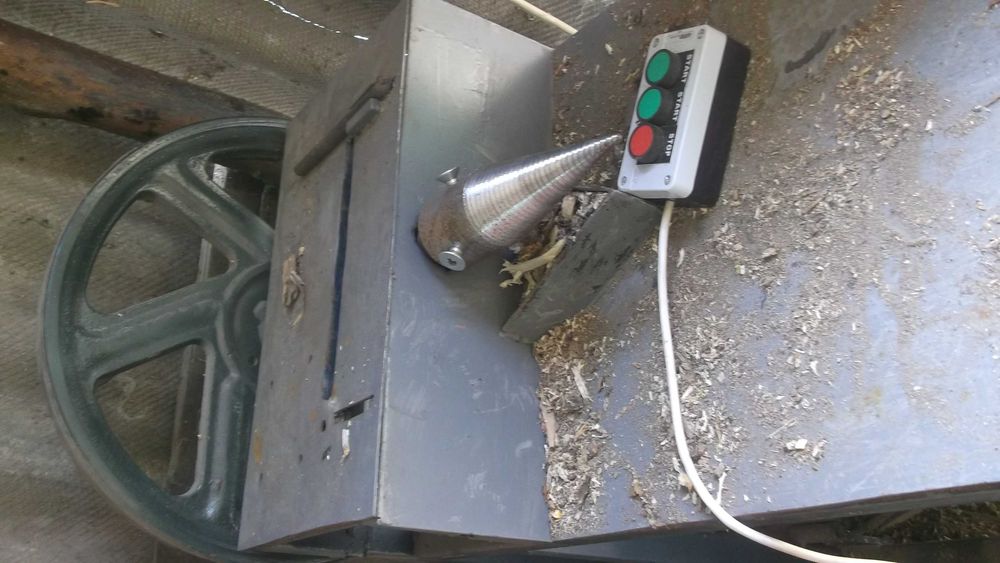 Дровокол,4 кіловата,380 вольт