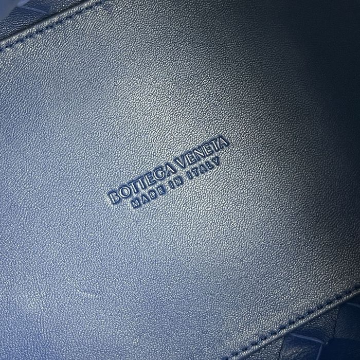 Bottega Veneta 2025!! Синяя замшевая плетеная сумка (21см). Сумочка