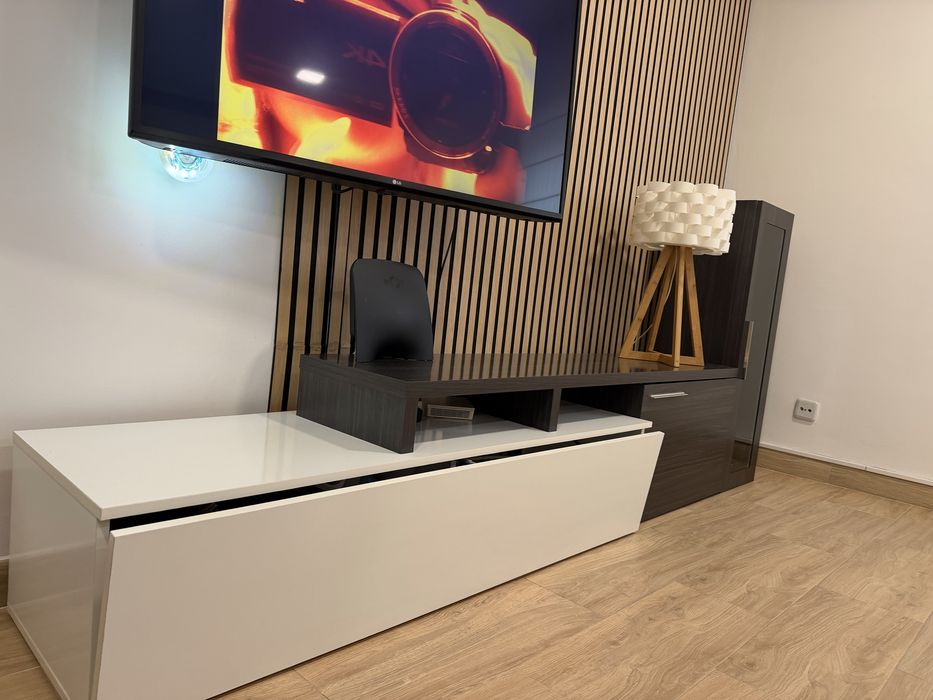 Conjunto de moveis de TV