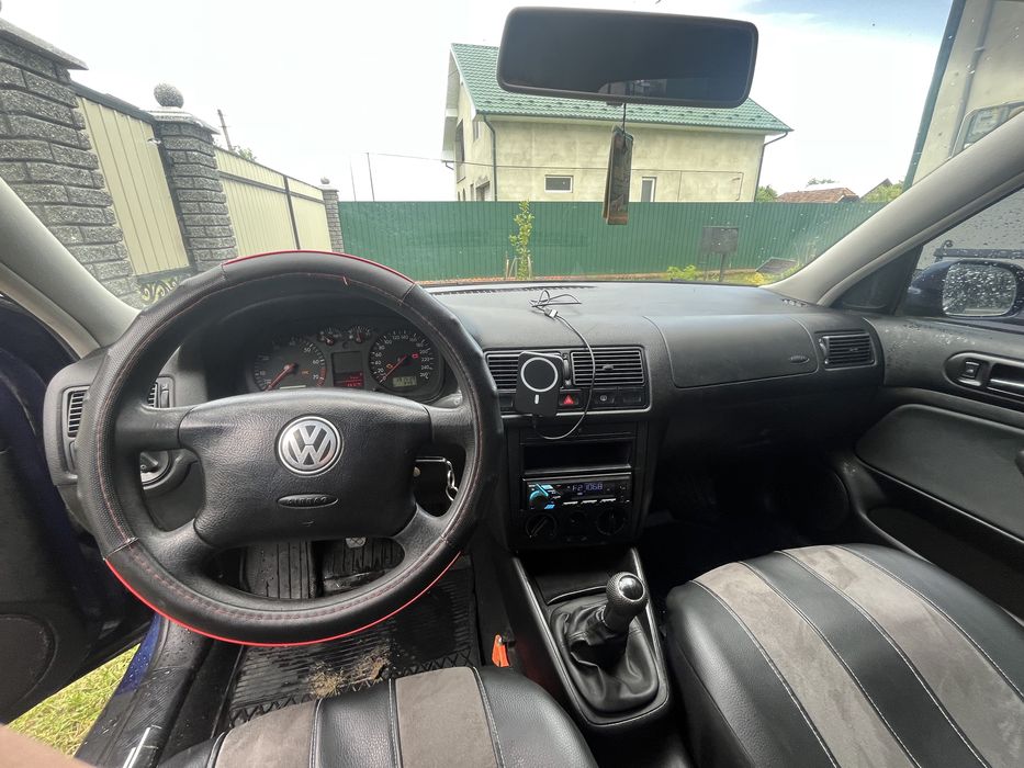 Продам  Volkswagen Golf 4