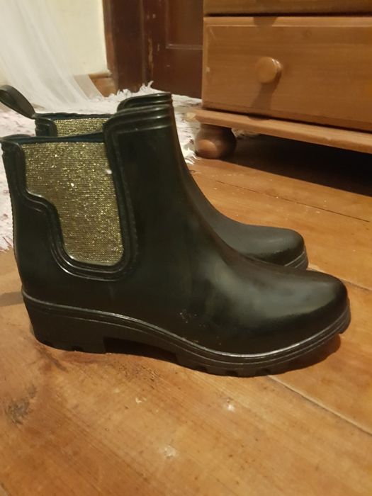 Botas de inverno e chuva