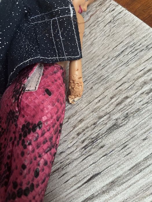 Vintage 1990 Barbie limbless