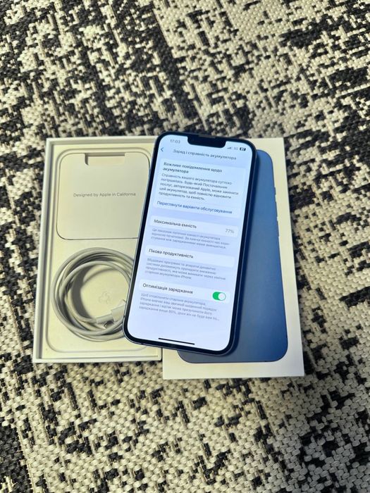 Продам айфон 13.