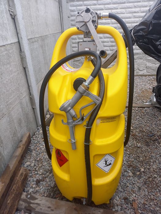 Продам мобильную цистерну для топлива EMILCADDY 110