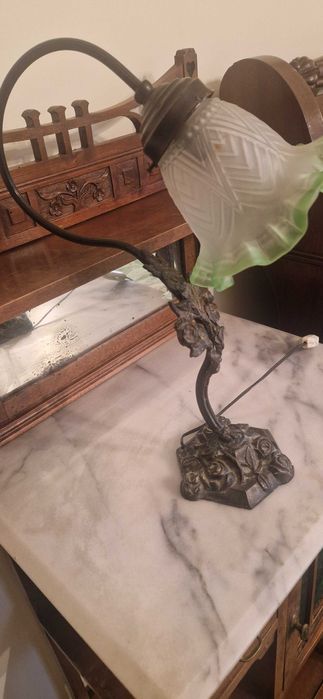 Table Lamp433586093802792960