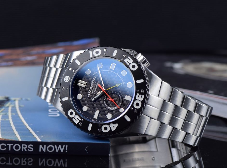 Часы ARAGON Enforcer NE57 Power Reserve Lim. Ed. 50 mm. 1000 MT.