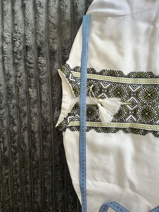 Вишита сорочка на підлітка 14 років.