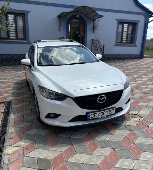 Автомобіль Mazda 6 2013 року