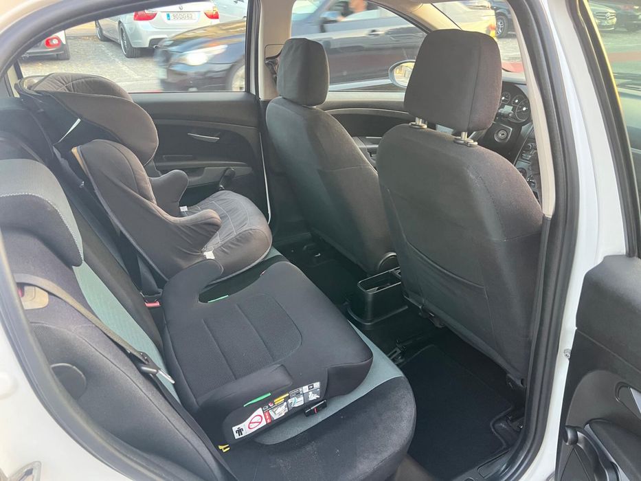 Fiat Grande Punto — fotografia 6