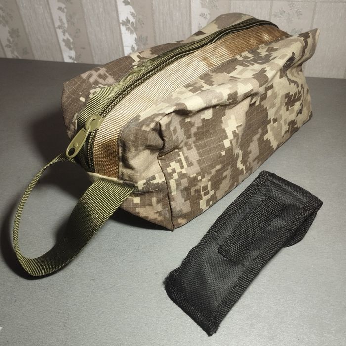 Фуражки, шапки, сумки, погоны, новые и винтаж