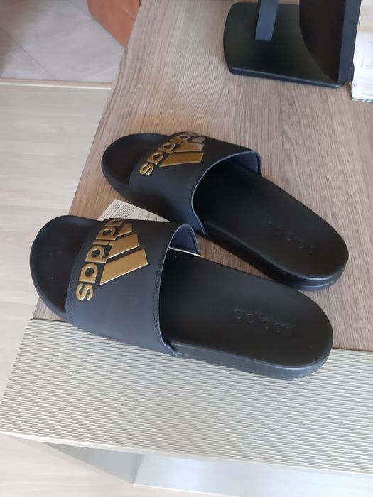 Klapki Adidas 44 czarne złote litery kolekcja limited tkmaxx męskie kl