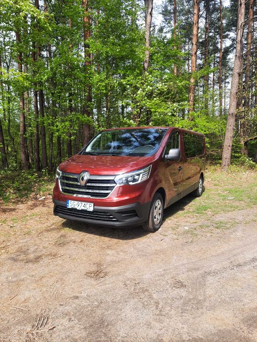 Wypożyczalnia Wynajem Busa Busów Nowy Renault Trafic 24