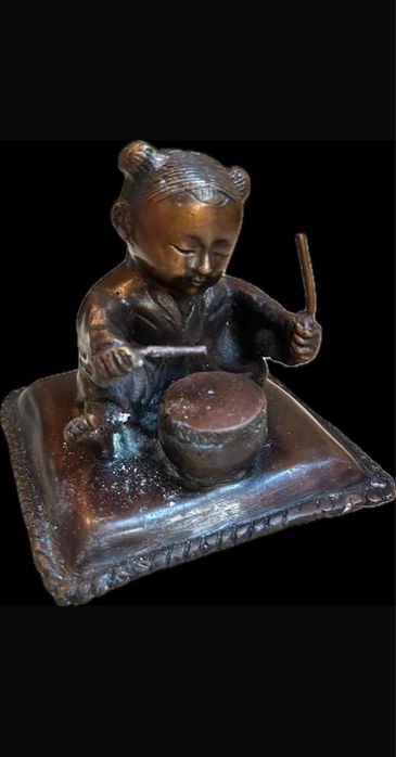 Estatueta antiga - Crianca Chinesa Bronze