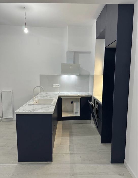 Продаж 3к.кв., 72 м2; Греція, Афіни(р-н Каліфея)