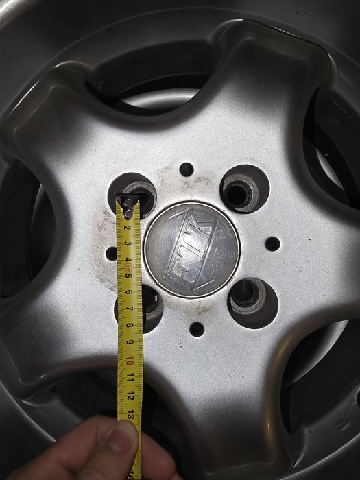 4 Jantes 15' com pneus furação 4x