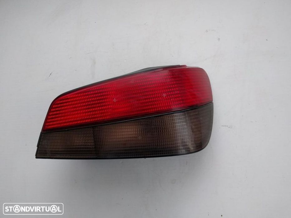 farolim farol direito peugeot 306 3 portas