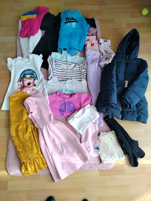 Paka ubrań dla dziewczynki 128/134 25 szt Promocja