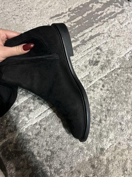 НОВІ  Ботфорти Zara замшеві