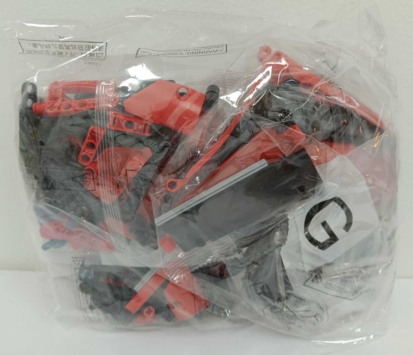 klocki konstrukcyjne Bolid Formuła 1 model Ferrari skala 1:18 455 el