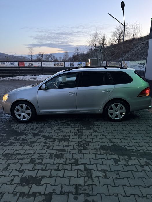 Volkswagen Golf Variant 2011 р. | 1.6 дизель | універсал