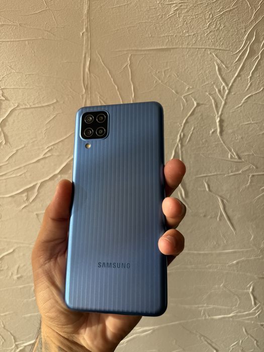 Samsung M12 4/65 стан нового