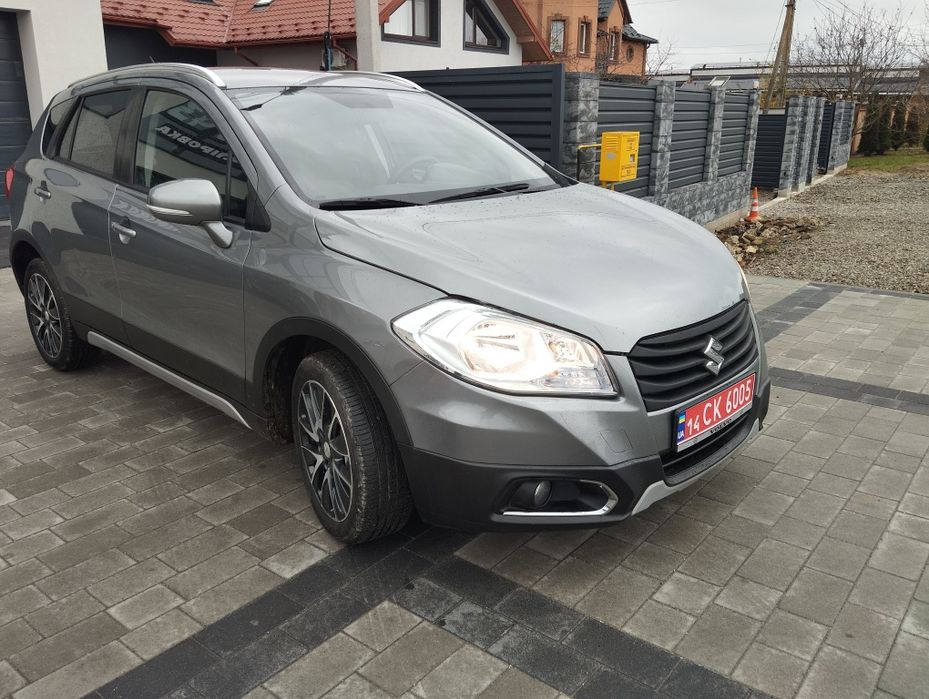 Suzuki sx4scross 1.6 дизель  свіжопригнана