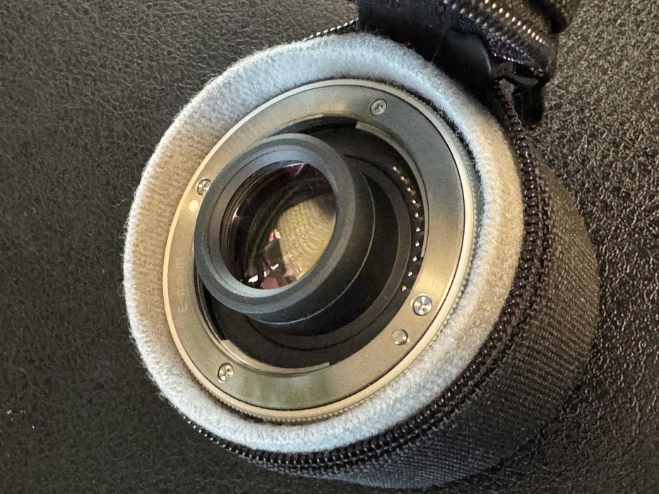 Sony FE 200-600mm f/5.6-6.3 G OSS + Pro Kit