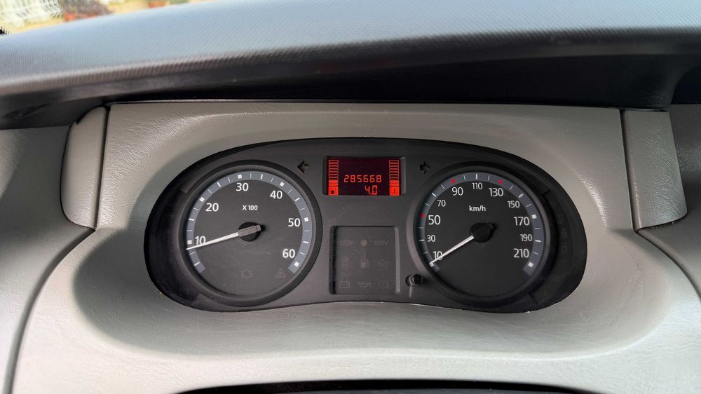 Renault Trafic 2.0 dCi 115