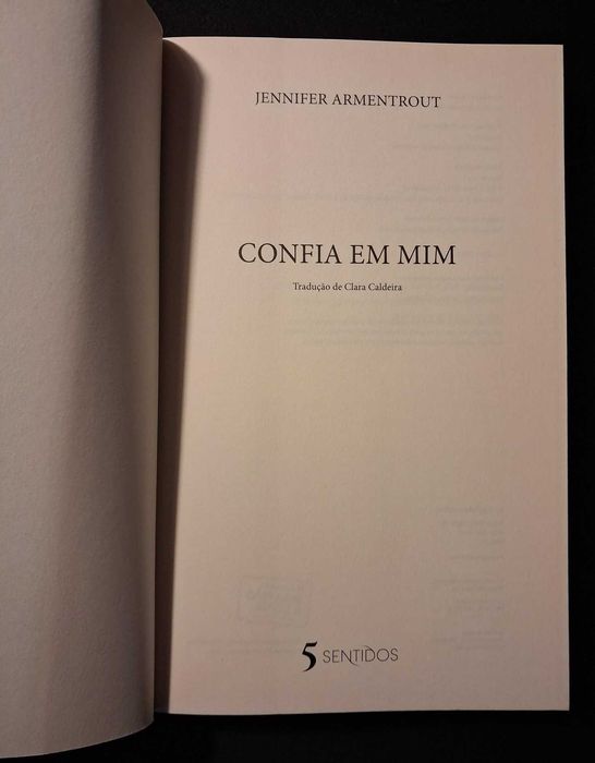 Livro "Confia em mim" - Jennifer Armentrout