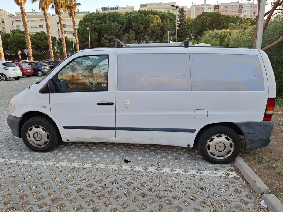 Mercedes Vito 118D Campervan / Camping Van legalizada "Dormitório"