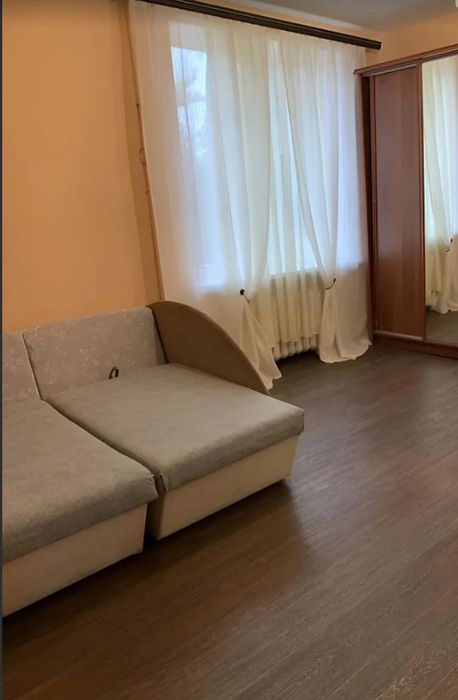 Продам 2-комн квартиру в районе Каменская ул.