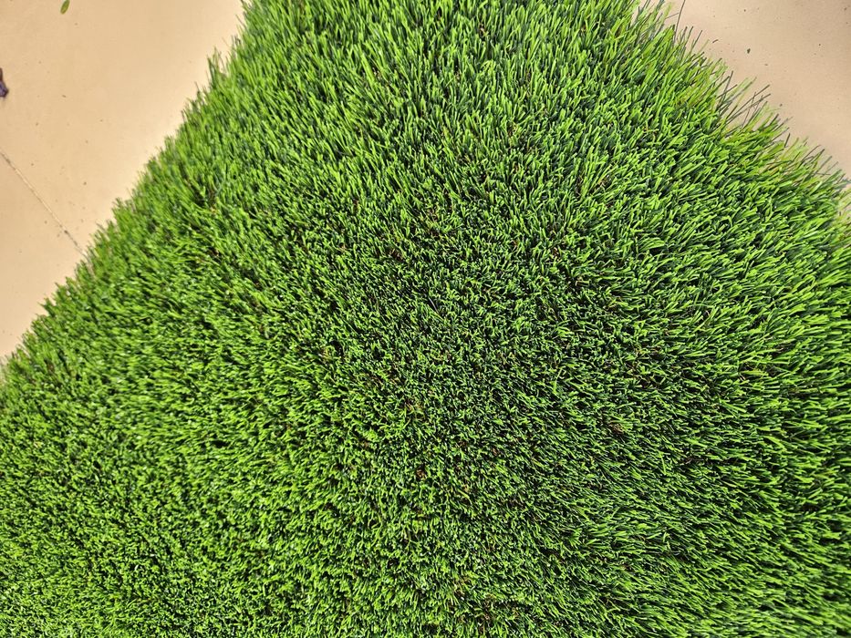 Relva artificial 200x180cm gama intermediária