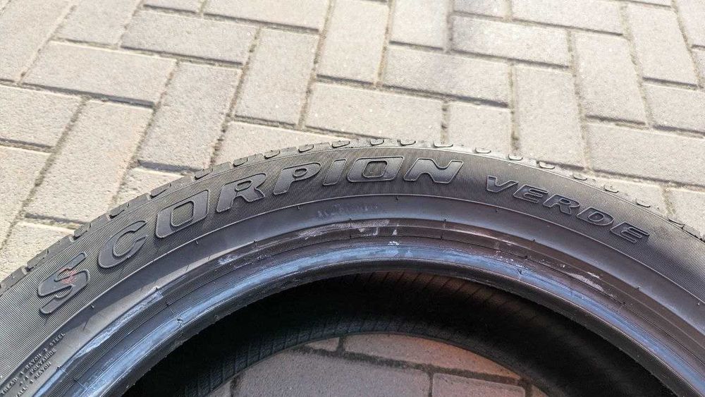 Шини 235/50 R19 99V Pirelli Scorpion verde