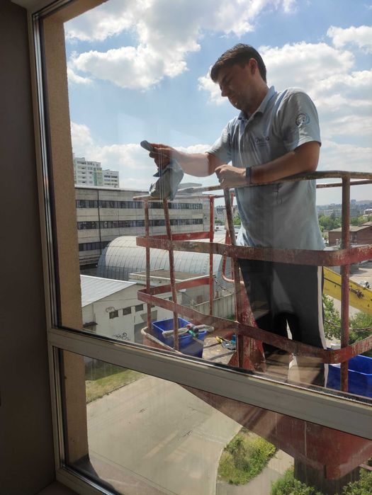 Мойка окон, витрин