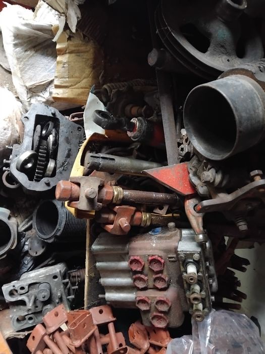 Запчастини трактора т 40