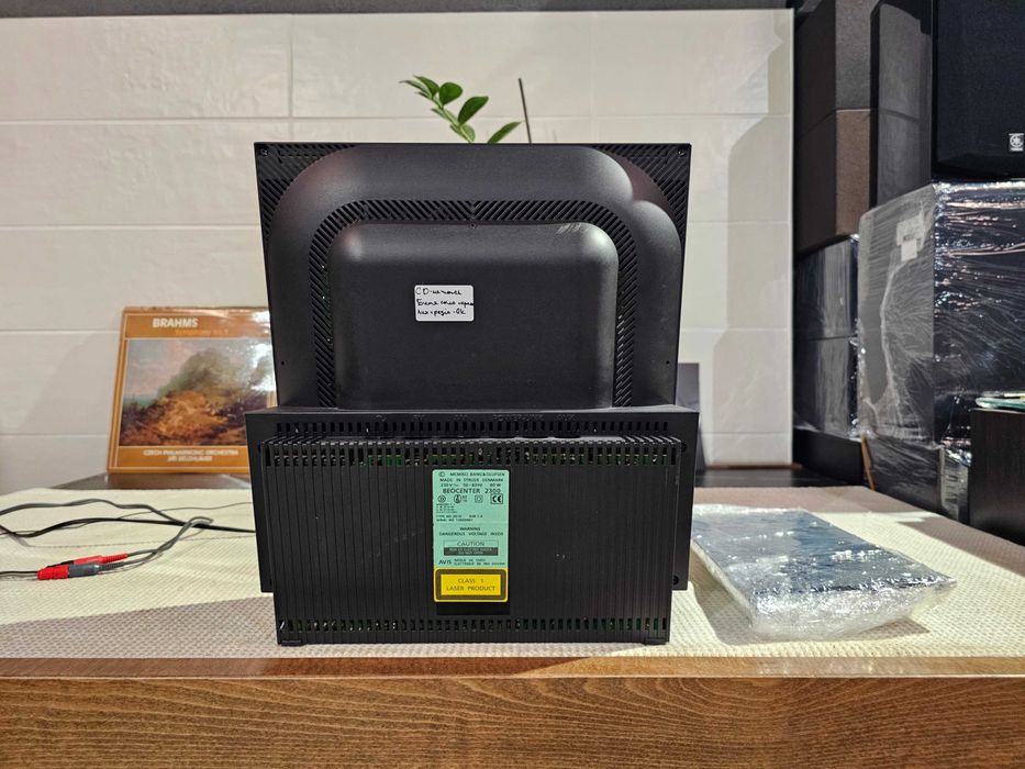 Bang & Olufsen BeoCenter 2300