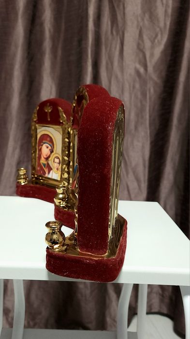 Керамічний іконостас-триптих, кіот триптих.
