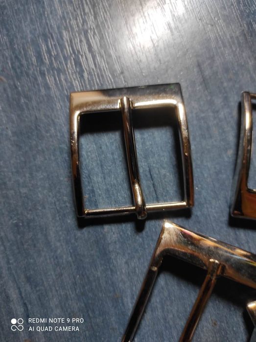 Пряжки для ременя