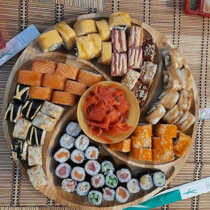 Менажниця з черешні. Тарілка дерев'яна