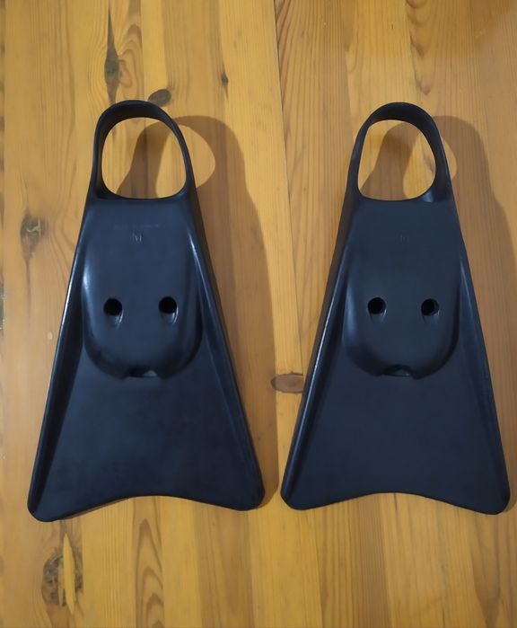 Pés de Pato RIP – Tamanho M – Bodyboard / Natação – Excelente Estado