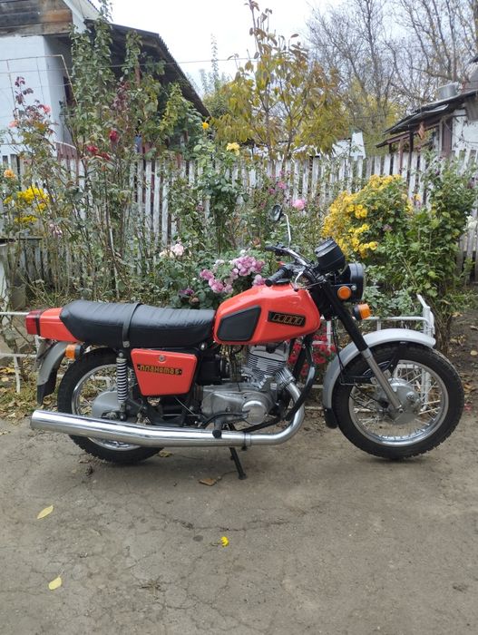 Мотоцикл ИЖ Планета -5 у відмінному стані