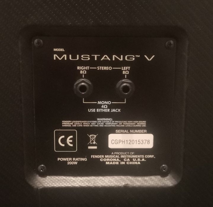 Kolumna gitarowa Fender Mustang V