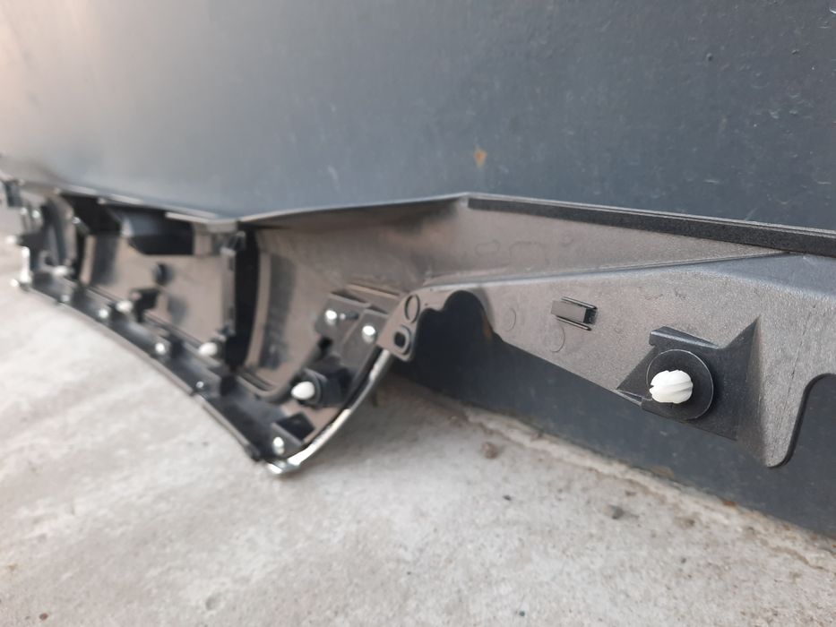 Накладка кришки багажника  Mitsubishi Outlander рестайл